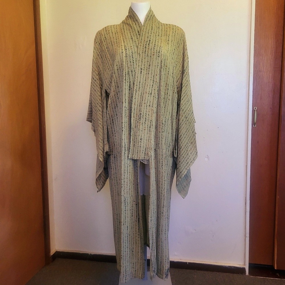 Vintage Japanese Kimono